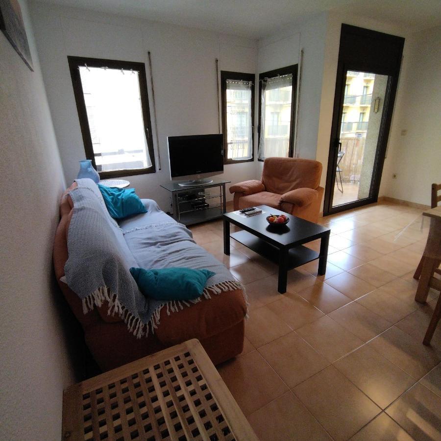 Appartement T4 A 100 Metres De La Plage Roses Exterior photo